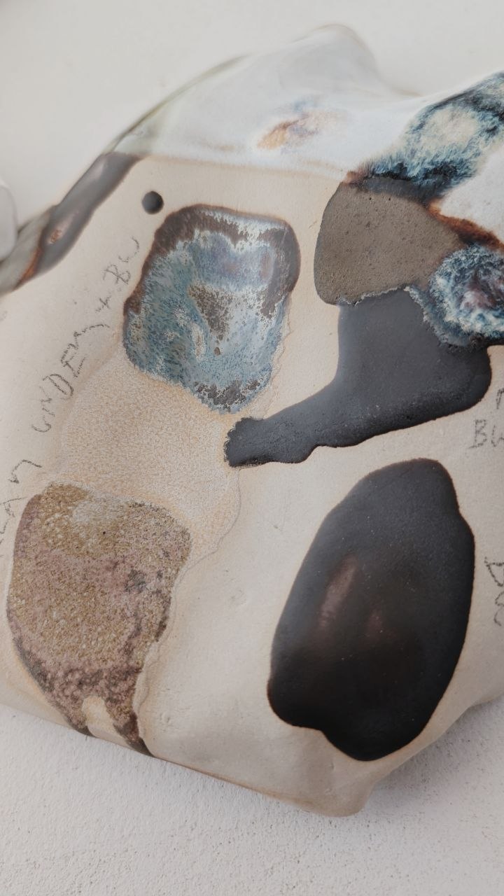 Felarti ceramic piece